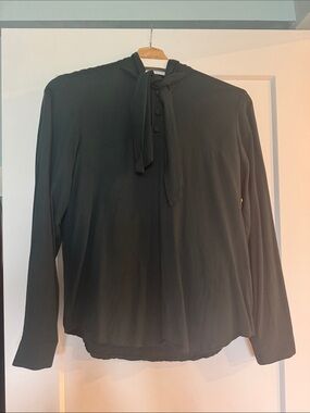 Bodybag by Jude - Tie-Neck Long-Sleeve Blouse in Dark Green - Size M